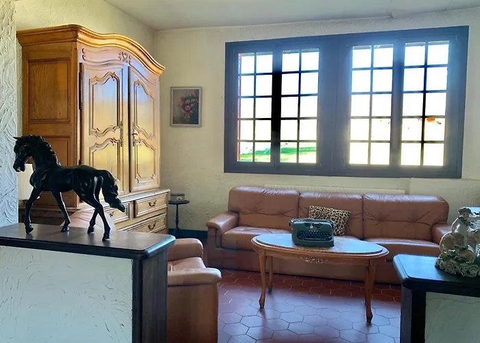 Domaine Du Cheval D’argent 3* Saiguede