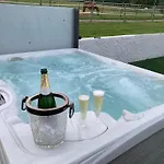 Domaine Du Cheval D'argent Bed & Breakfast