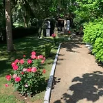 Domaine Du Cheval D'argent Bed & Breakfast 3*