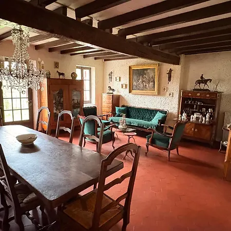 Domaine Du Cheval D'argent Saiguede