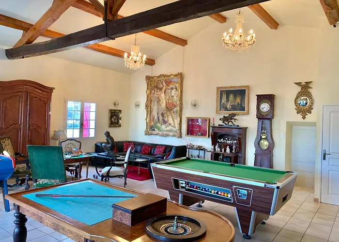 Domaine Du Cheval D'argent Bed & Breakfast Saiguede